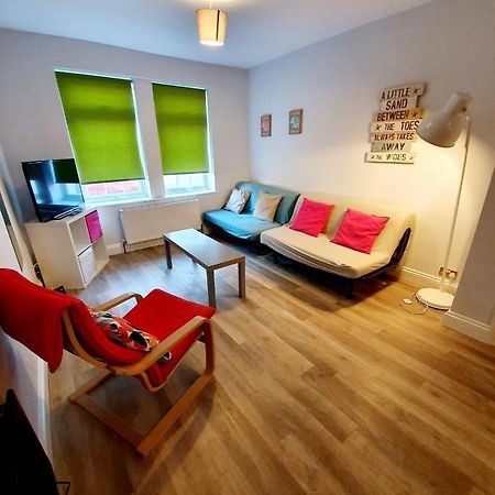 Beautiful 3 Bedroom House At The Sea Front - Amazing Location Southend-on-Sea Exterior foto